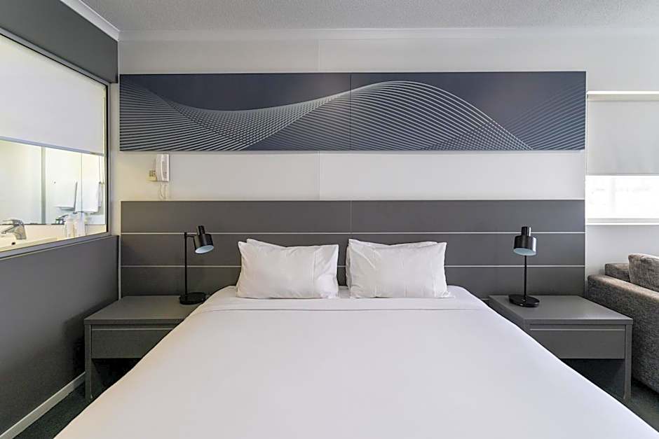 Oaks Townsville Metropole Hotel