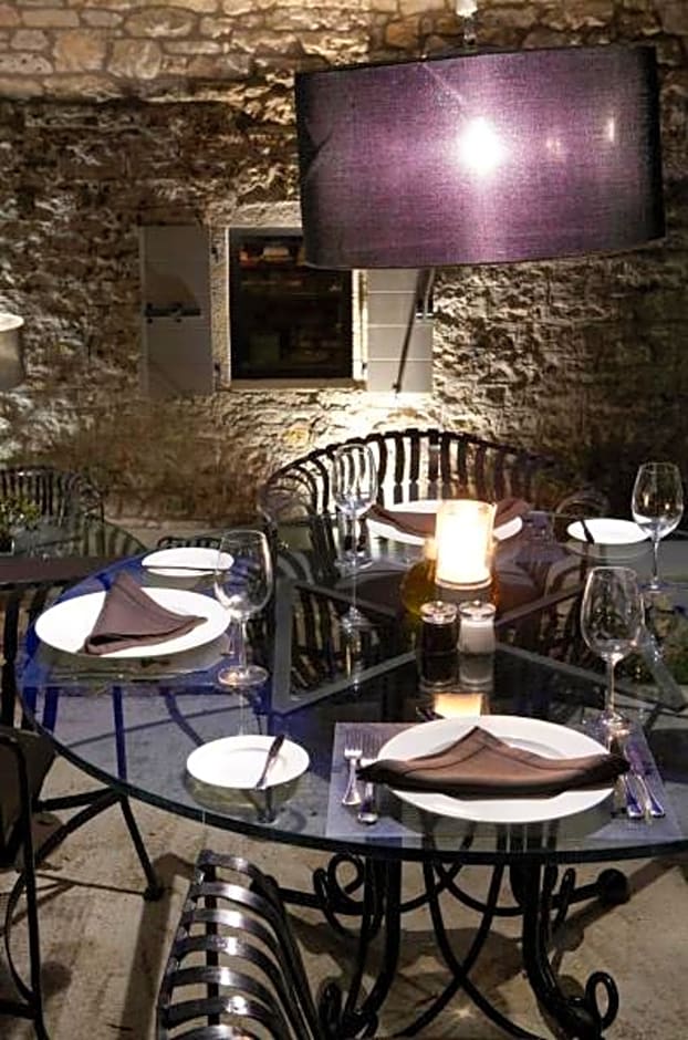 Torri e Merli, Paxoi