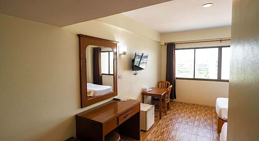 River Hotel The Budget