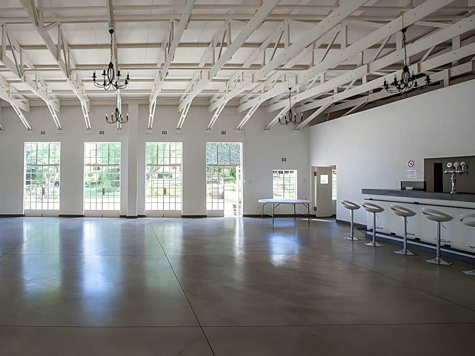 Chartwell Castle & Guest House