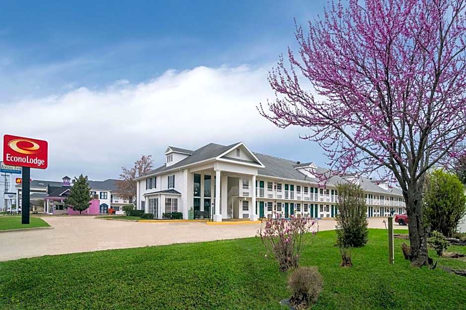 Econo Lodge Branson Theater District