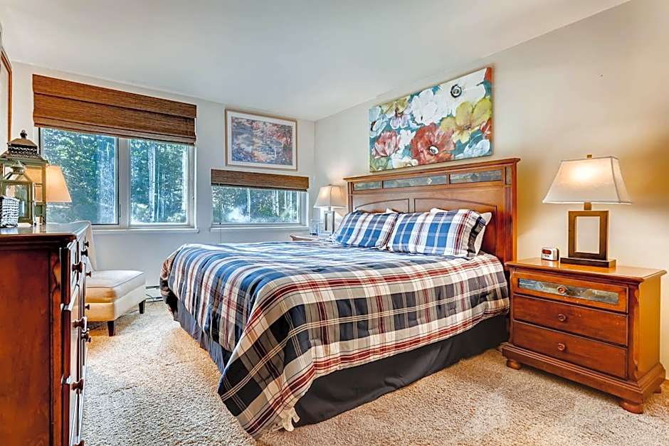 Photo 1 of 29 of Premier 2 Bedroom Apartment
