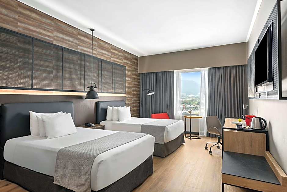 NH Collection Monterrey San Pedro