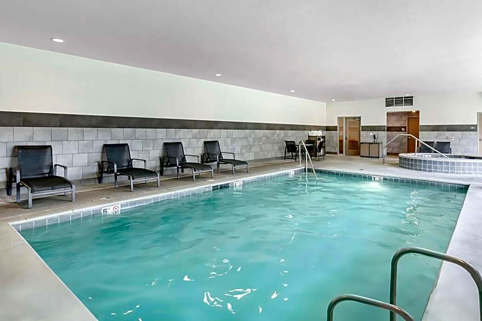 Best Western Plus Peppertree Nampa Civic Center Inn