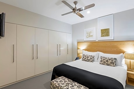 One-Bedroom Resort Apartment