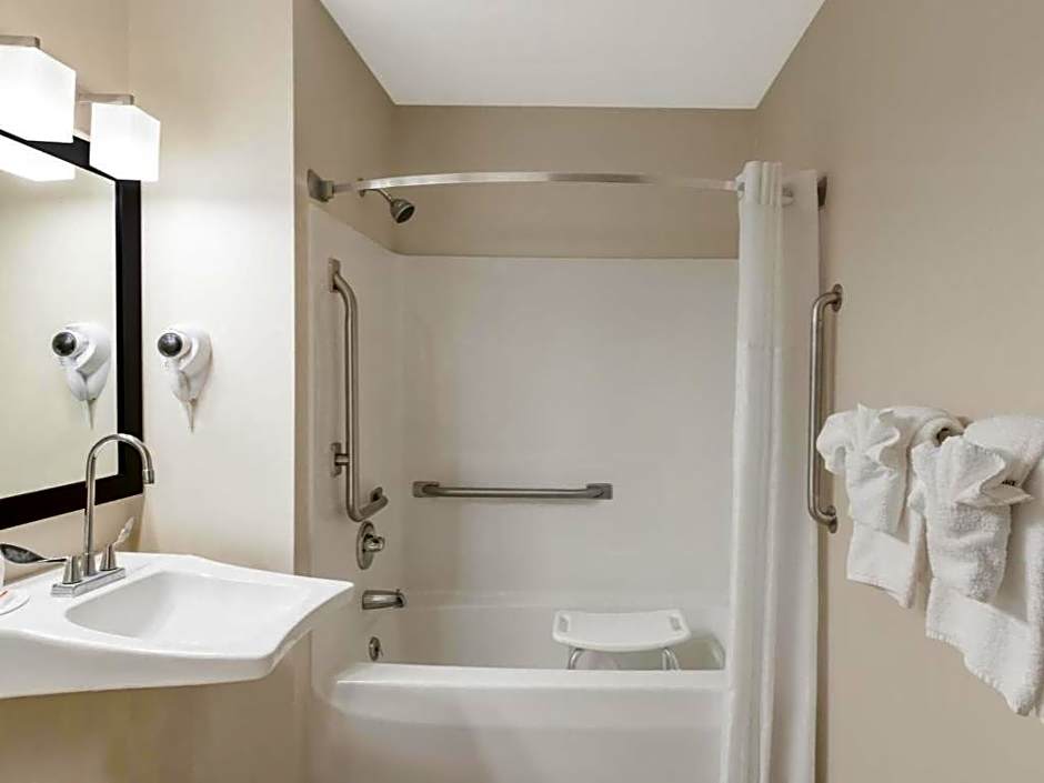 Super 8 by Wyndham Schenectady/Albany Area