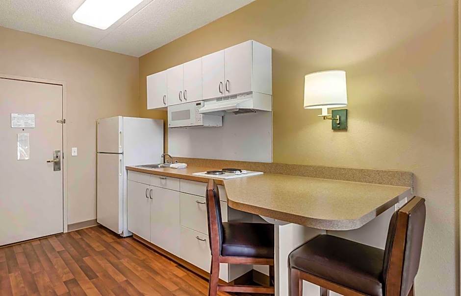 Extended Stay America Select Suites - Chicago - Vernon Hills - Lincolnshire