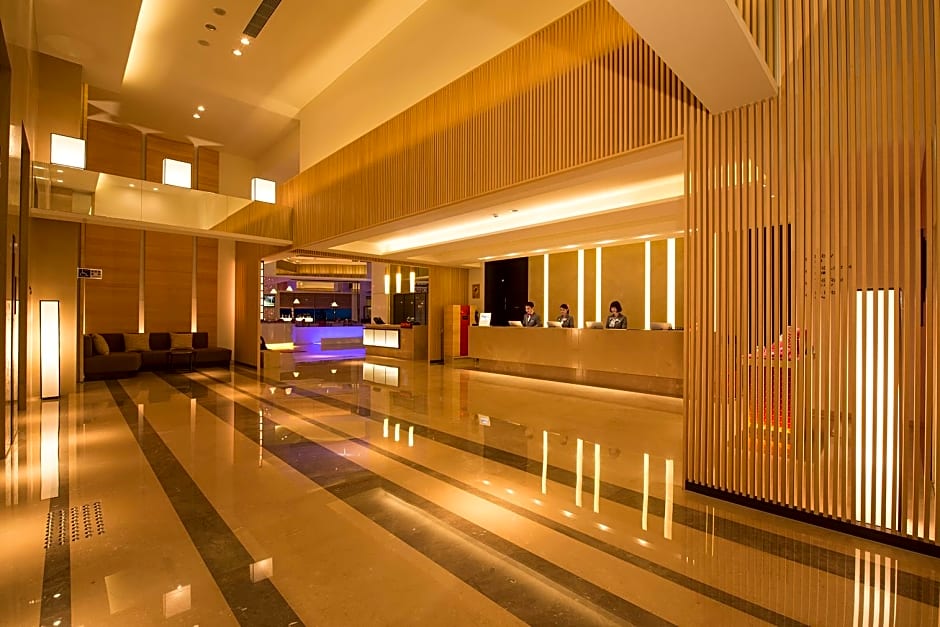 Hotel Cozzi Zhongshan Kaohsiung