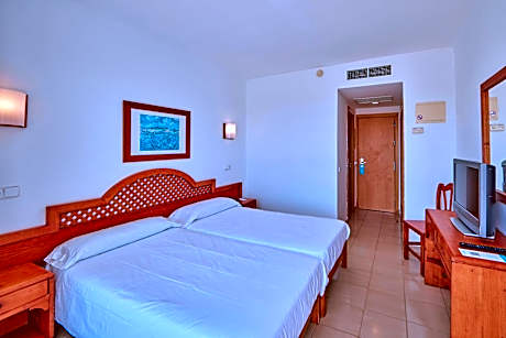 Double Room with Pool View