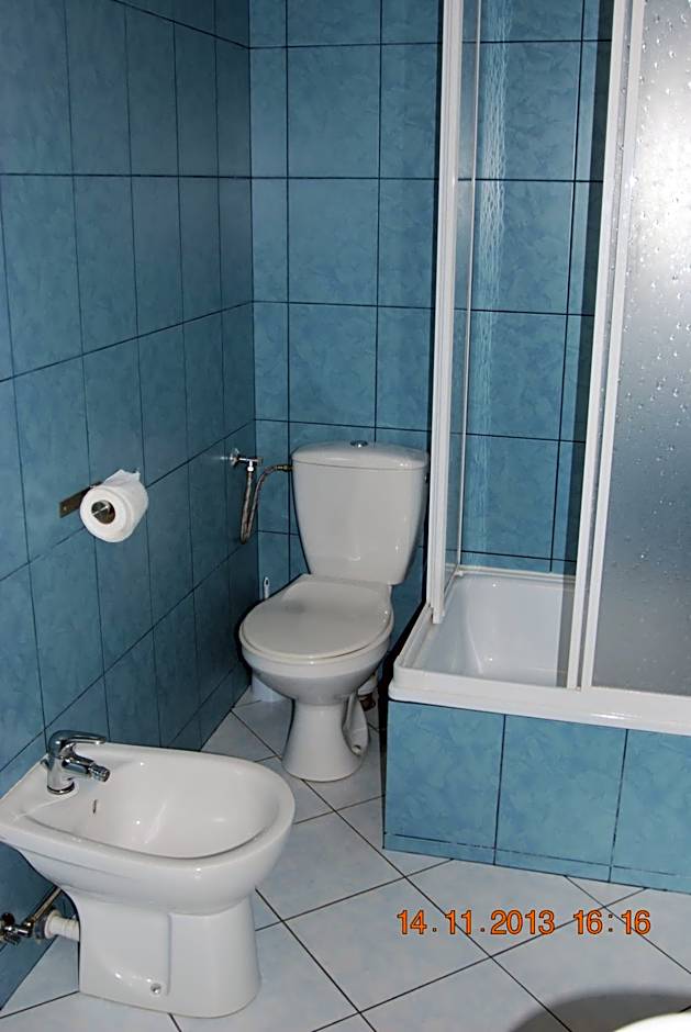 Zajazd i Restauracja "Myśliwskie Zacisze"