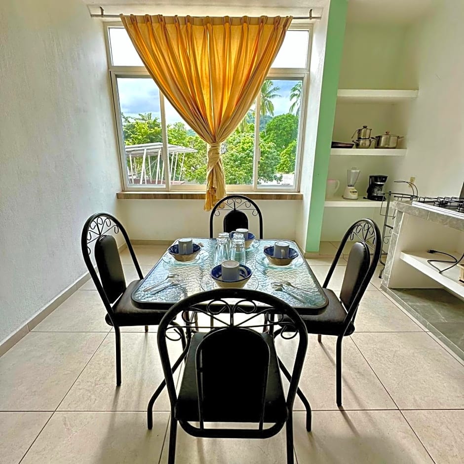 Hotel Rega Suites Guayabitos - Family & Kitchen