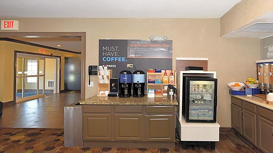 Holiday Inn Express Hotel & Suites Chicago-Deerfield/Lincolnshire By IHG
