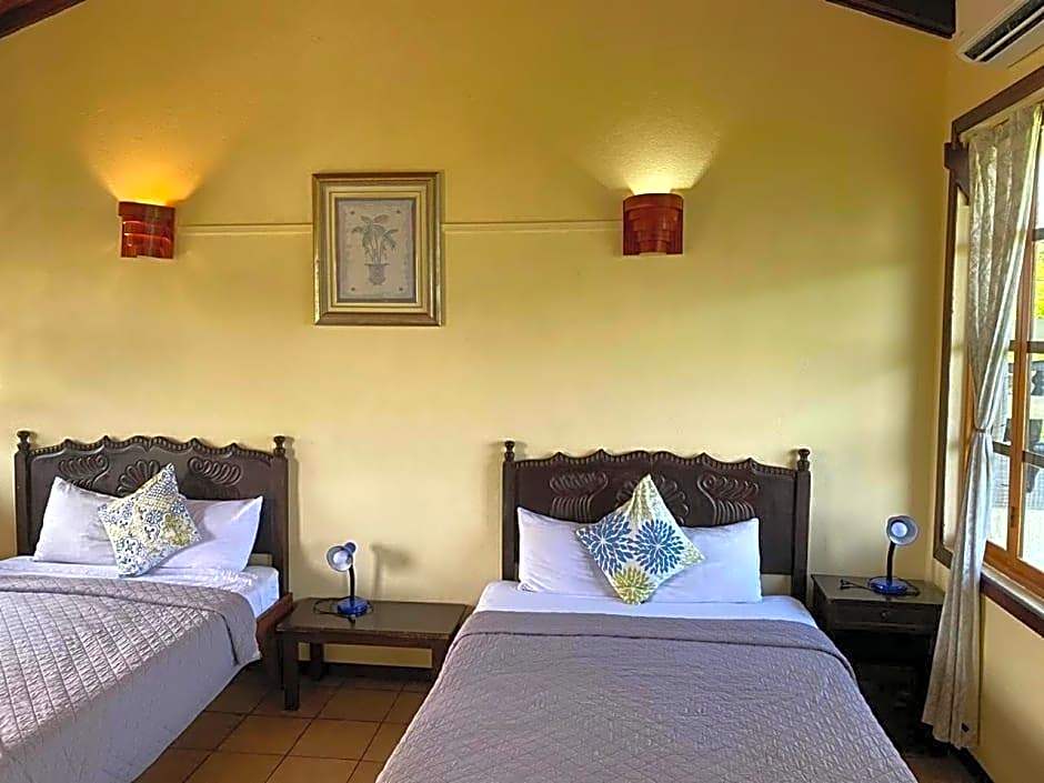 Hotel La Colina
