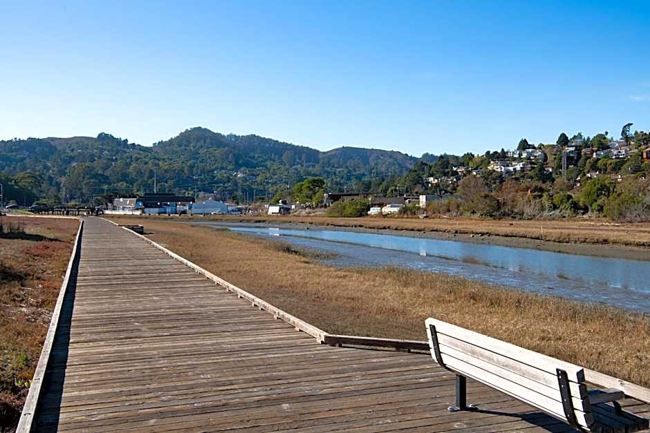 HOLIDAY INN EXPRESS MILL VALLEY SAN FRANCISCO AREA By IHG