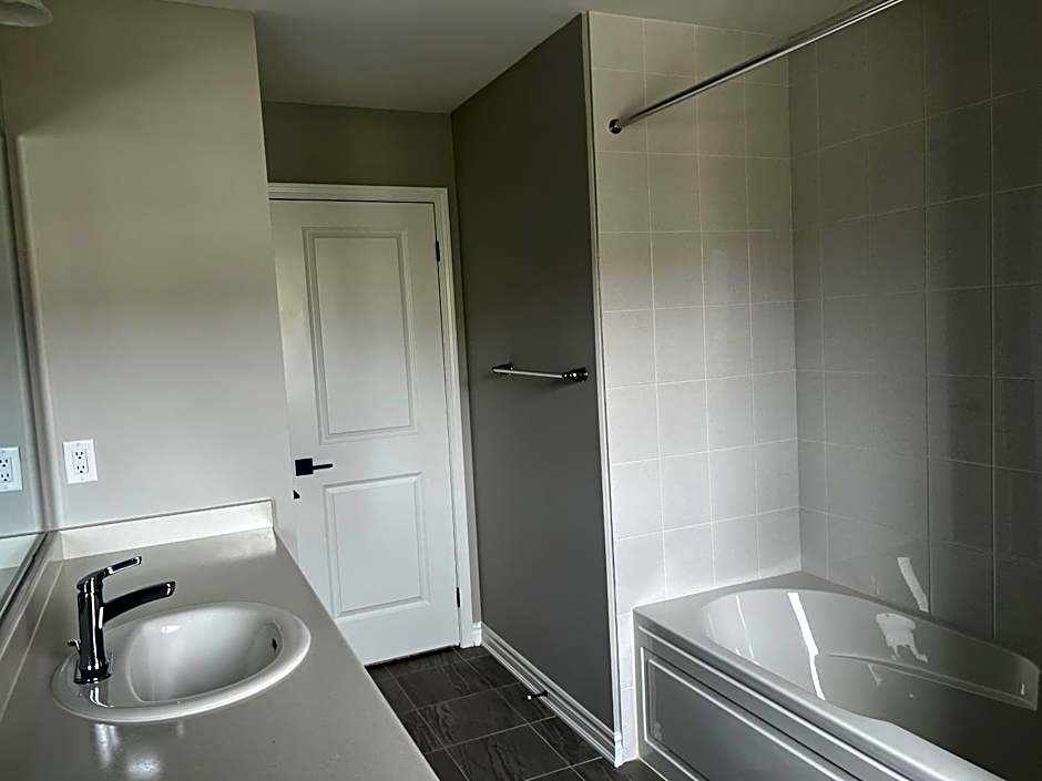 Pickering room for rent