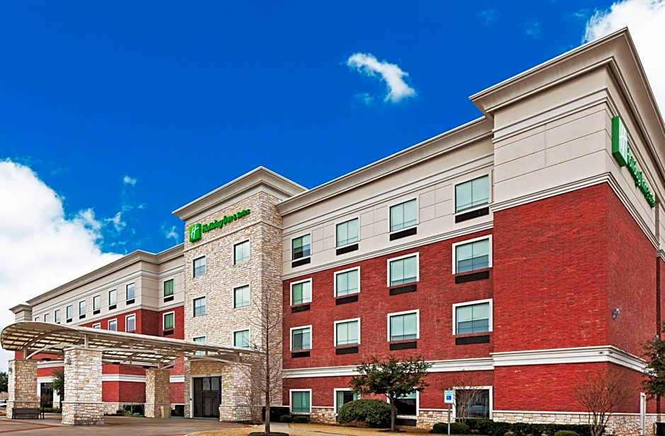 Holiday Inn and Suites McKinney - Allen By IHG