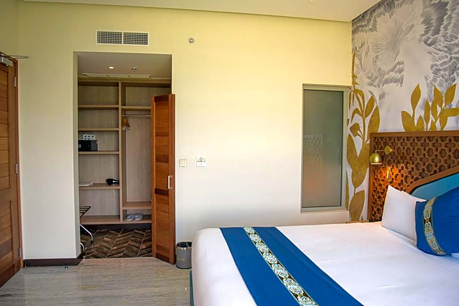 Golden Tulip Zanzibar Airport Hotel & Spa