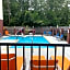 Holiday Inn Express Hotel & Suites Biloxi- Ocean Springs