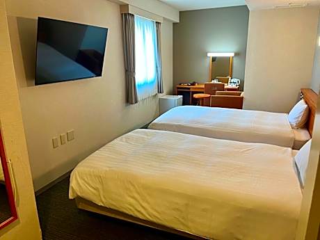 Twin Room - Non-Smoking