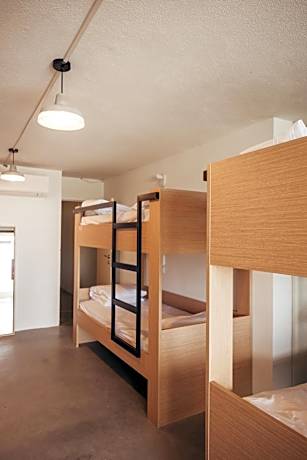 Bed in 8-Bed Mixed Dormitory Room