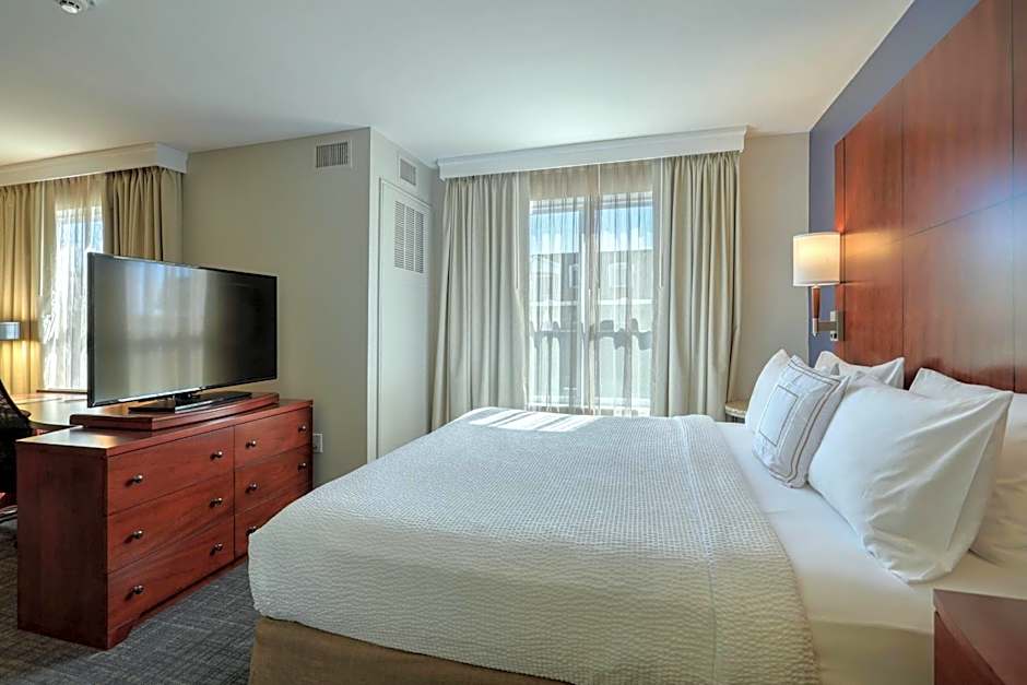 Residence Inn by Marriott Woodbridge Edison/Raritan Center