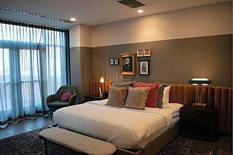 Astra Presidential Suite, 1 Bedroom Presidential Suite, In Loft: 1 King, Sofa bed, Street view