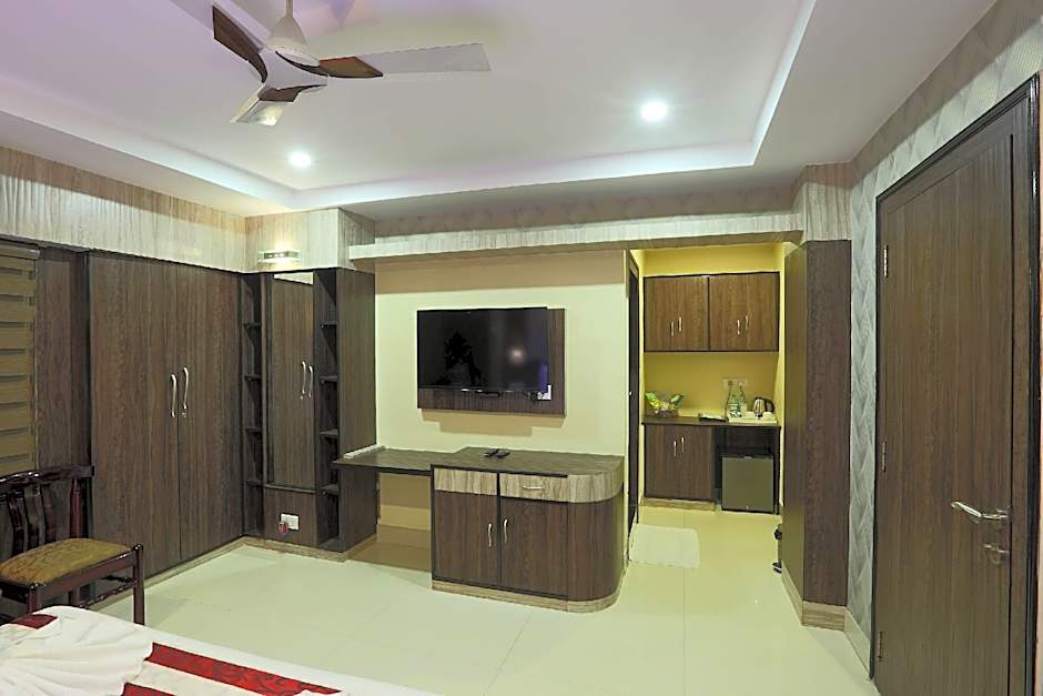 Hotel Blue Bird, Nagaon