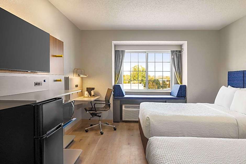 Microtel Inn & Suites By Wyndham New Ulm