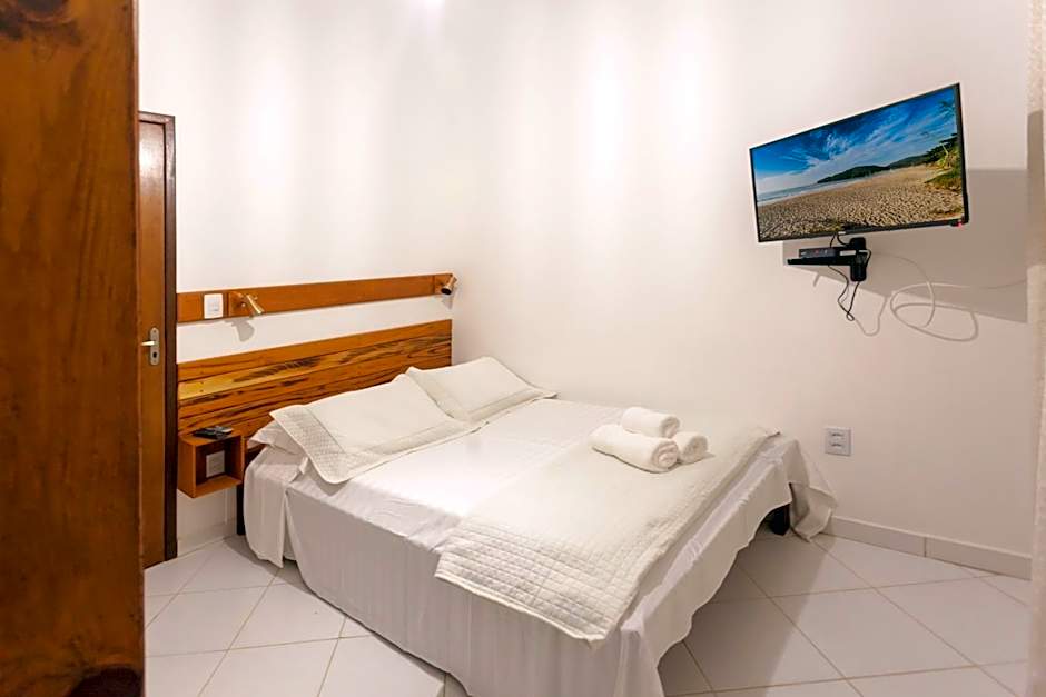 Pousada Quatro Estacoes