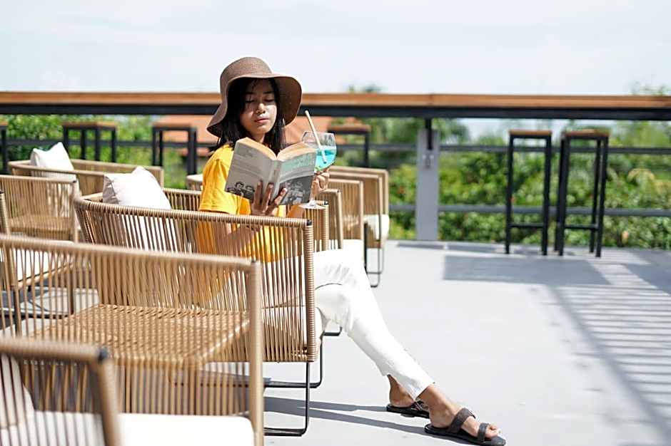 Amed Cafe & Hotel Kebun Wayan