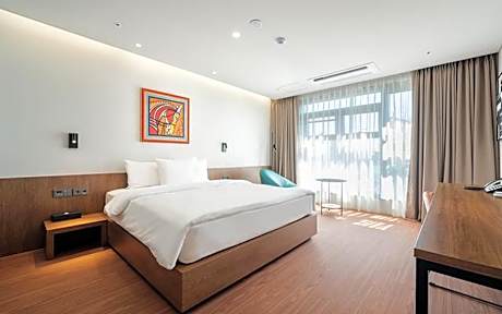 Superior King Room