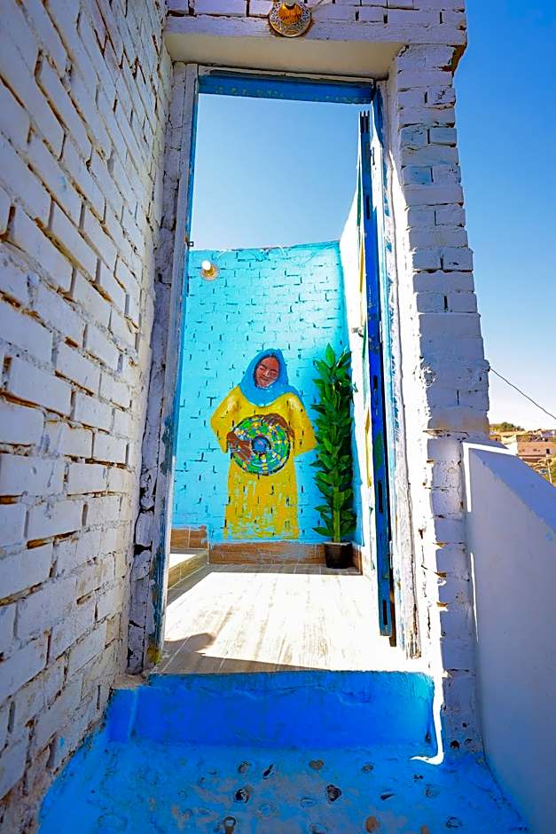 Nubian Popeye - Roof top - Nile View