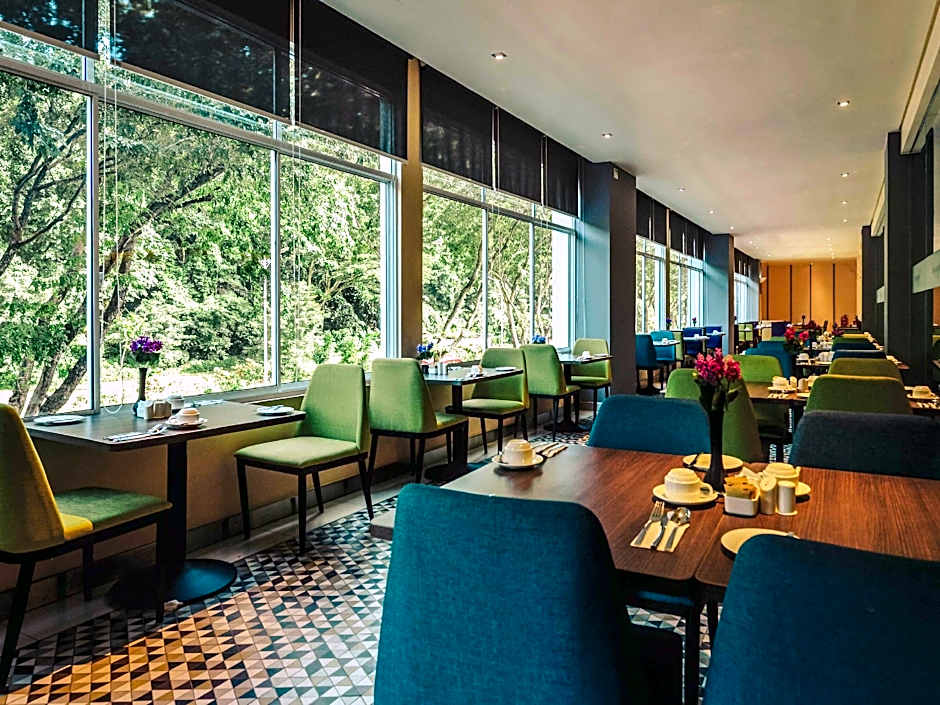 Mercure Kota Kinabalu City Centre