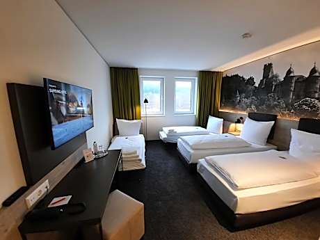 Standard Quadruple Room