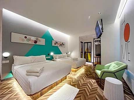 Deluxe Family Room 4 Pax