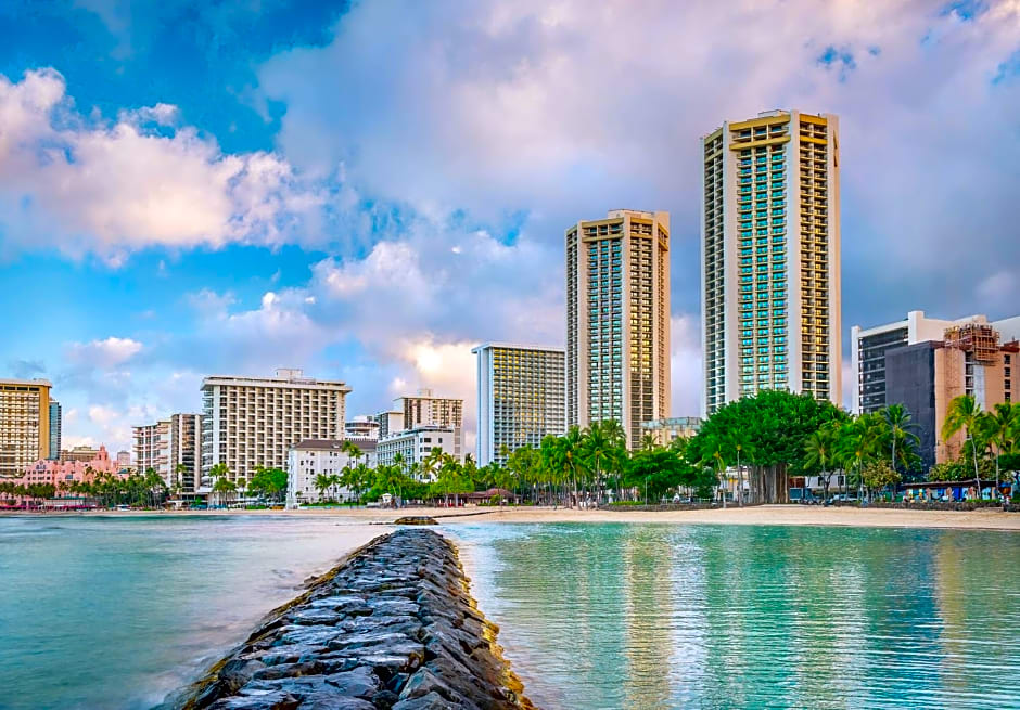 Hyatt Regency Waikiki Beach Resort & Spa