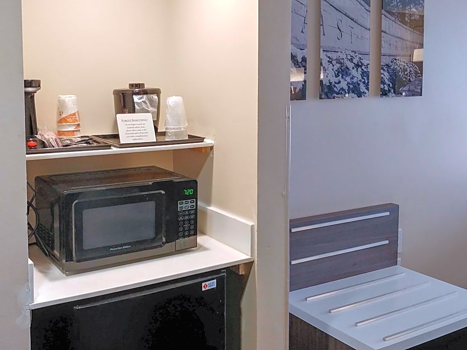 Comfort Inn & Suites