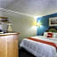 OYO Hotel Hutchinson West 4th Ave