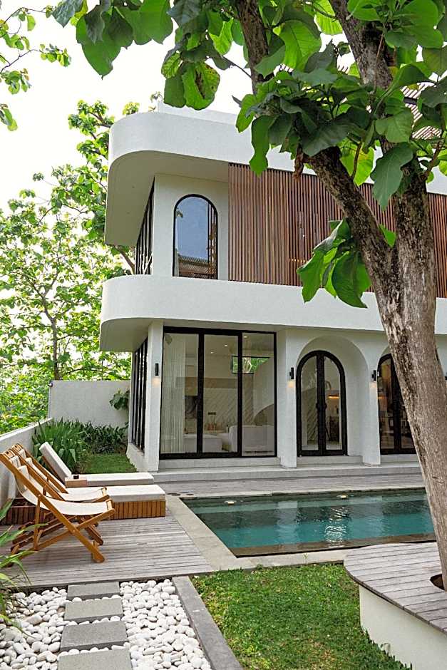 Lyvin Bingin Villas
