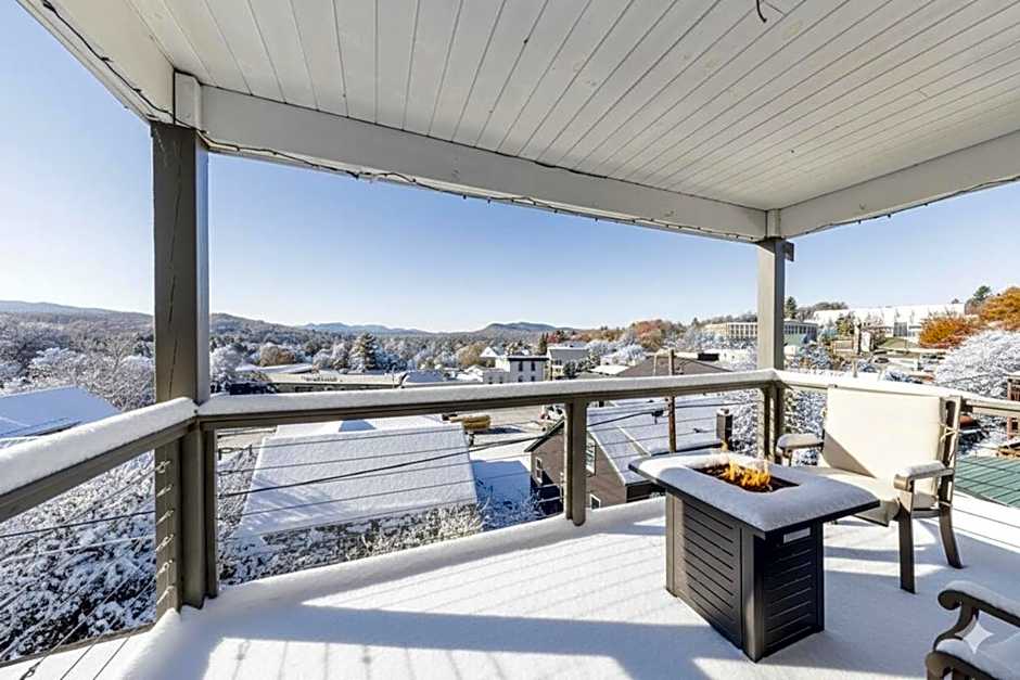 Amazing Mountain Views Lake Placid & 1980 Olympic Center