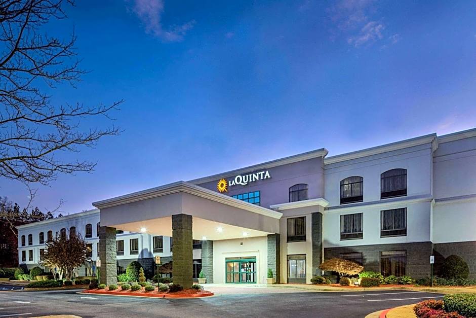 La Quinta Inn & Suites by Wyndham Kennesaw