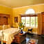 L'Auberge Provencale Inn & Restaurant