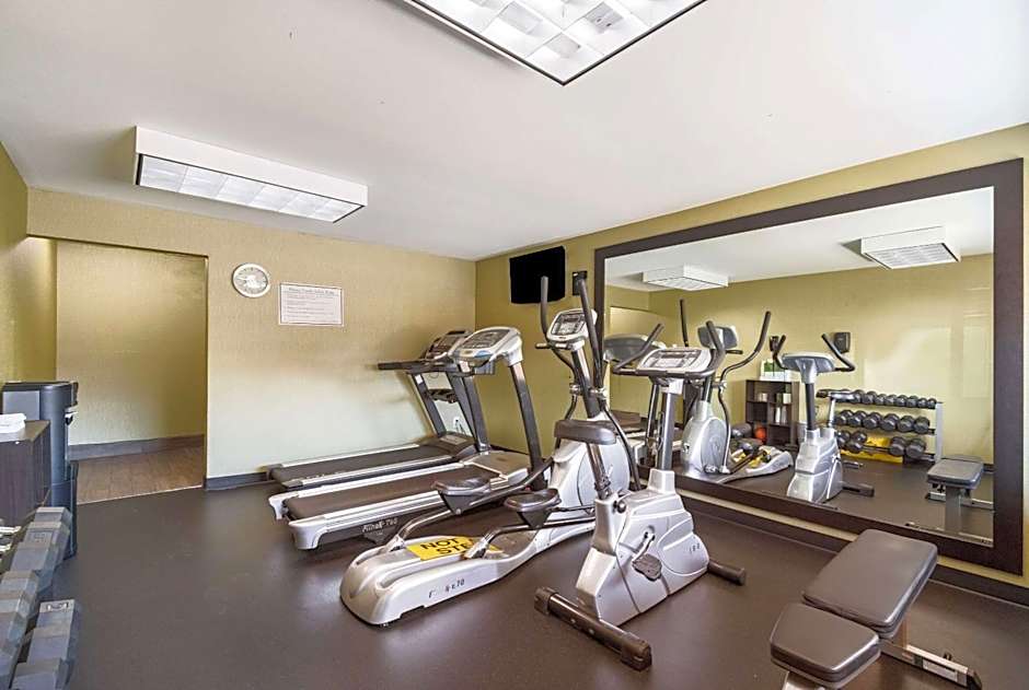 Rodeway Inn Portland Airport – Portland, OR