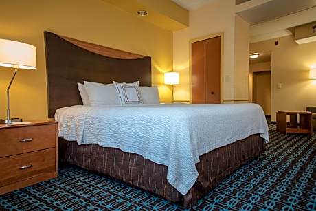 King Studio with Sofa Bed