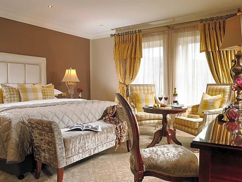 Photo 1 of 5 of Superior 1 King Bed