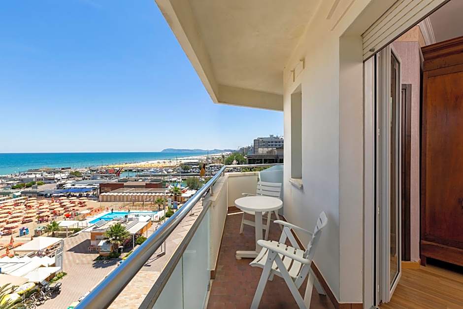 Hotel Des Nations - Vintage Hotel sul mare