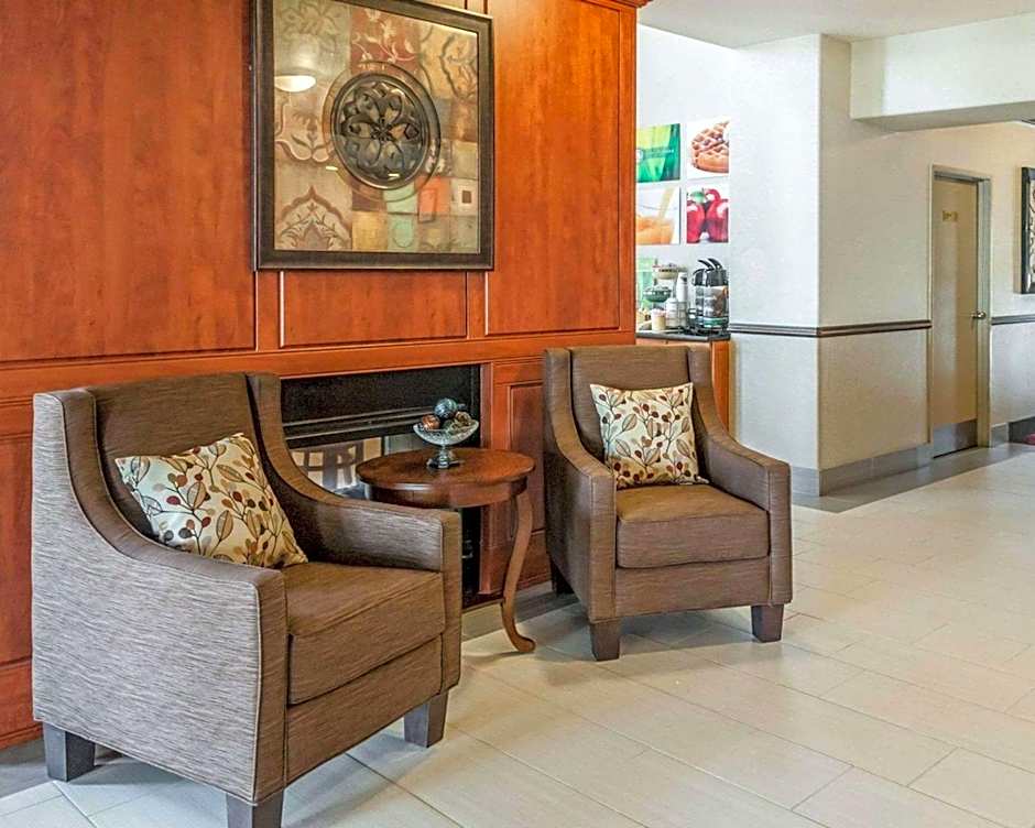 Quality Inn & Suites Albuquerque West