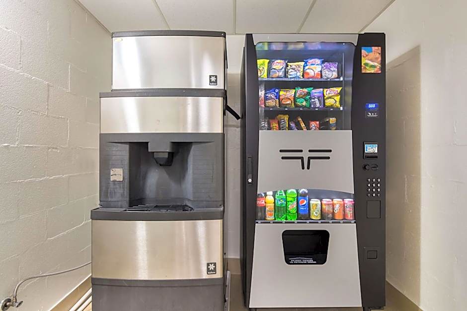 Motel 6-North Little Rock, AR - McCain