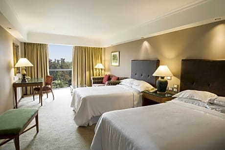 Classic Room, 1 King Bed, Smoking