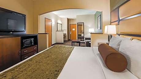 Queen Room with Spa Bath - Non-Smoking